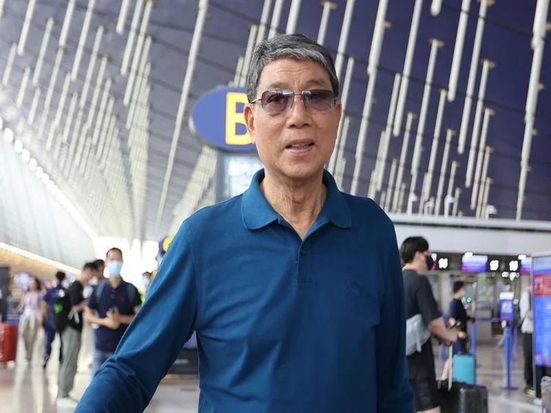 东体谈全运会上海男足逆转新疆:队员盛赞徐根宝关键时刻“敲打”